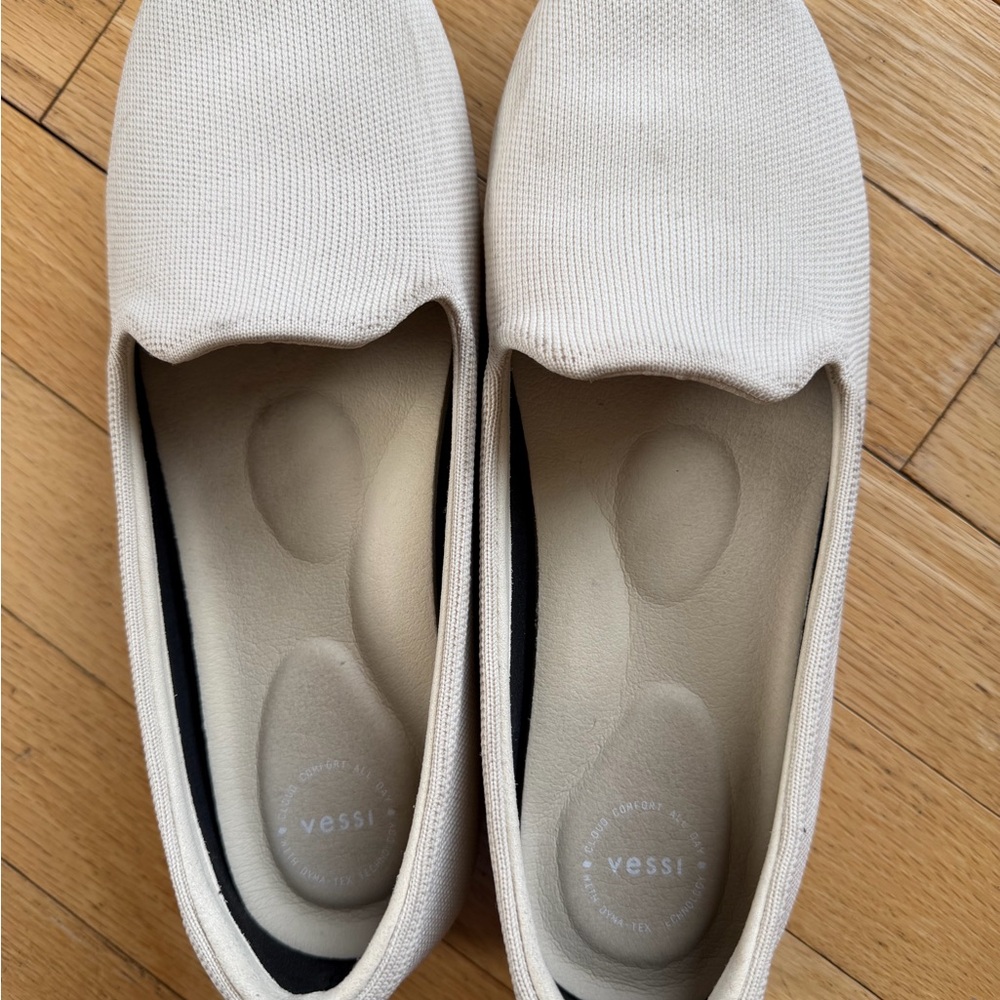Vessi Women's Beige Loafers